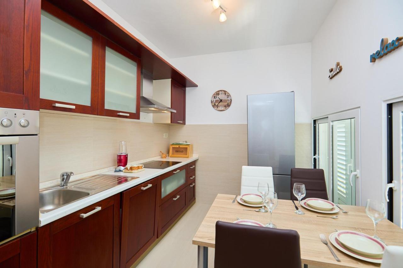Apartman Ani Mlini Bagian luar foto